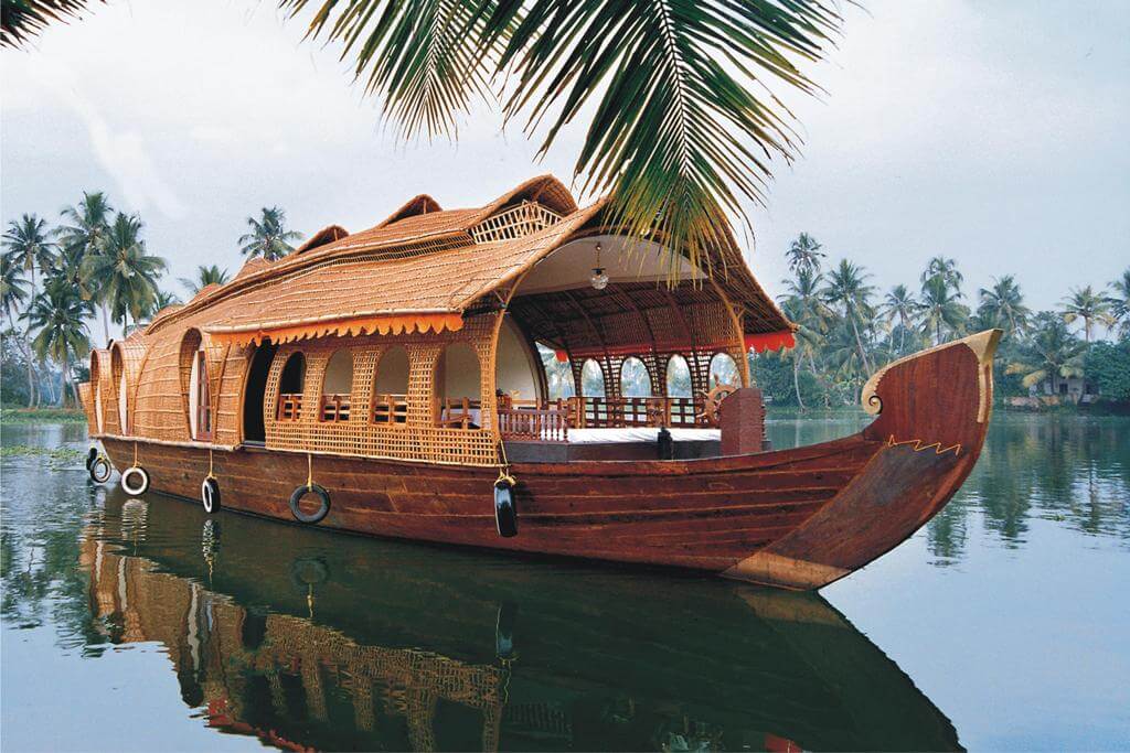 Kettuvallams-Hoseboat-Kerala